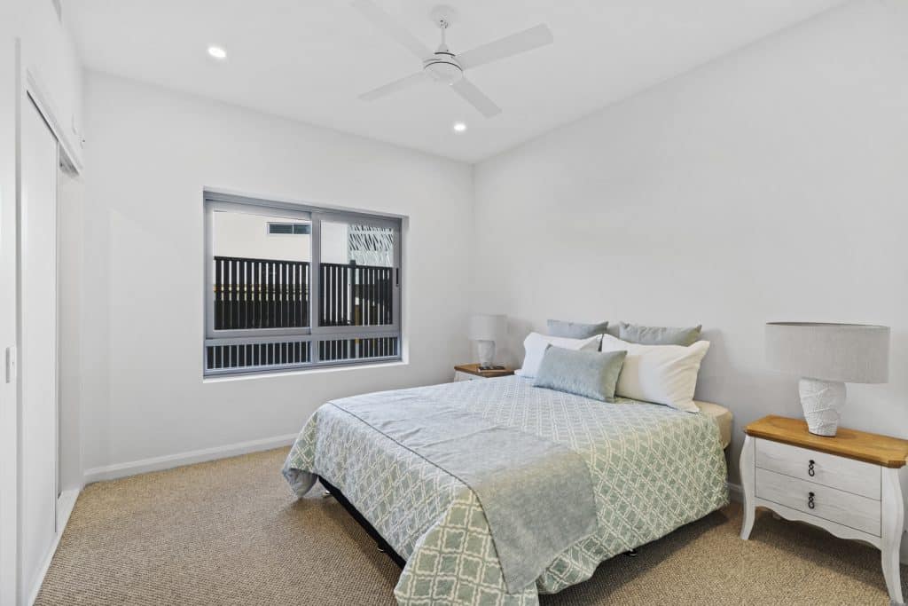 037_Open2view_ID946856-174_Wellington_Street