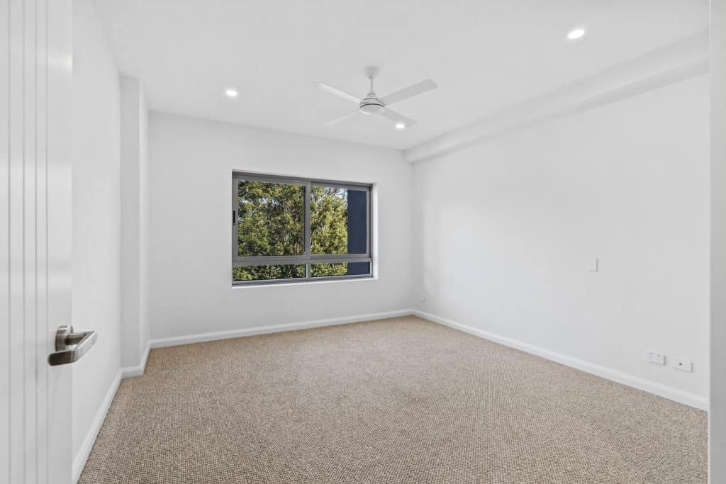 050_Open2view_ID946856-174_Wellington_Street